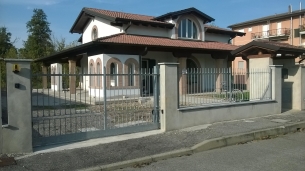 VILLA INDIPENDENTE mq 235